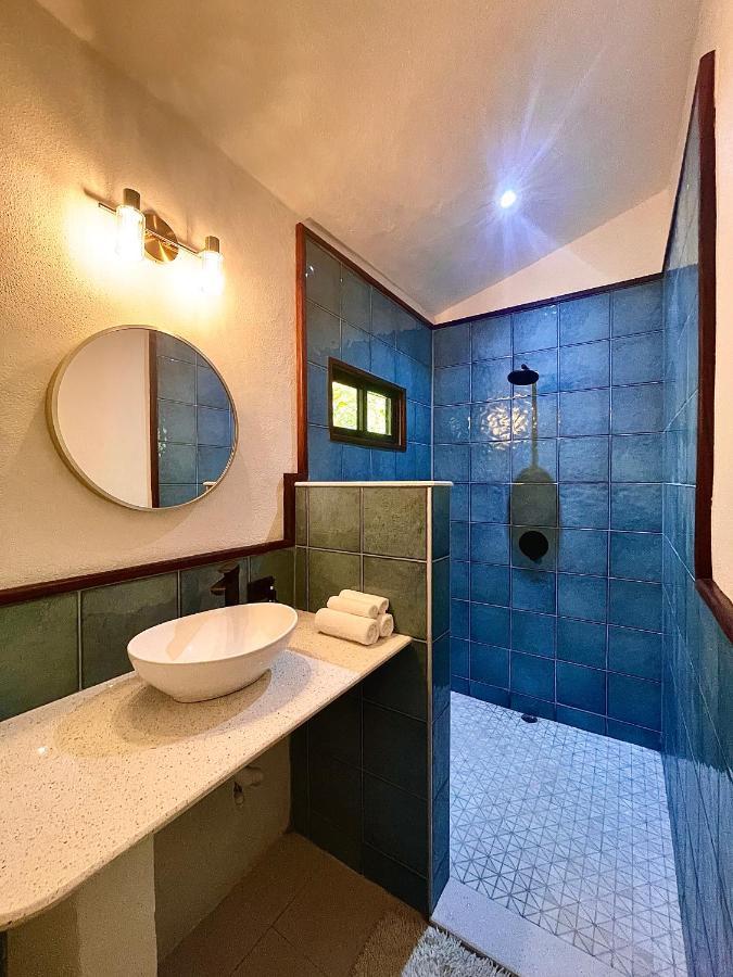 Rio Lindo Hotel Dominical Zewnętrze zdjęcie